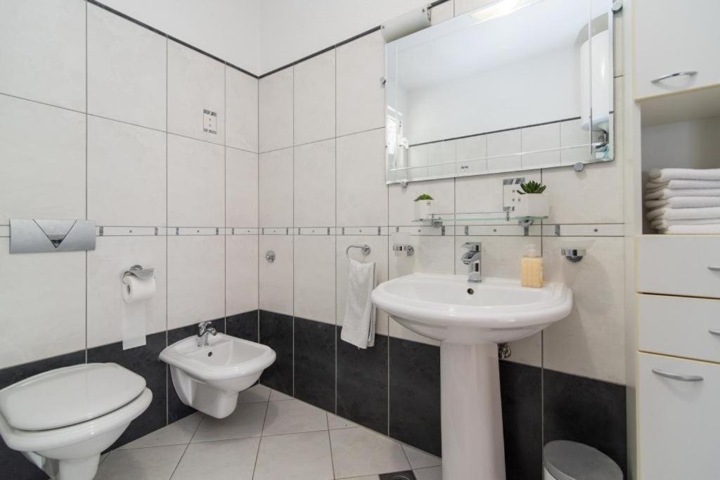 Apartment Marcela Sutivan ภายนอก รูปภาพ